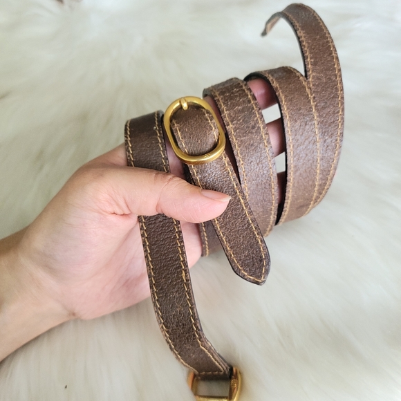 100% Authentic Gucci vintage leather crossbody strap